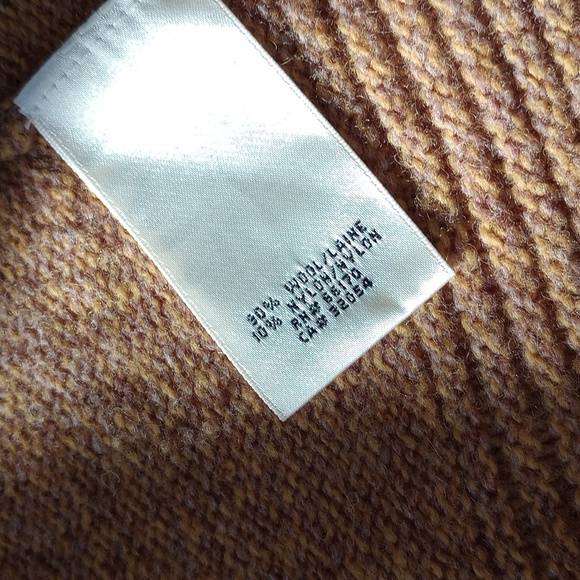 Anthropologie Meguro River Wool Puff Sleeved Cardigan EUC size Medium - Picture 6 of 10